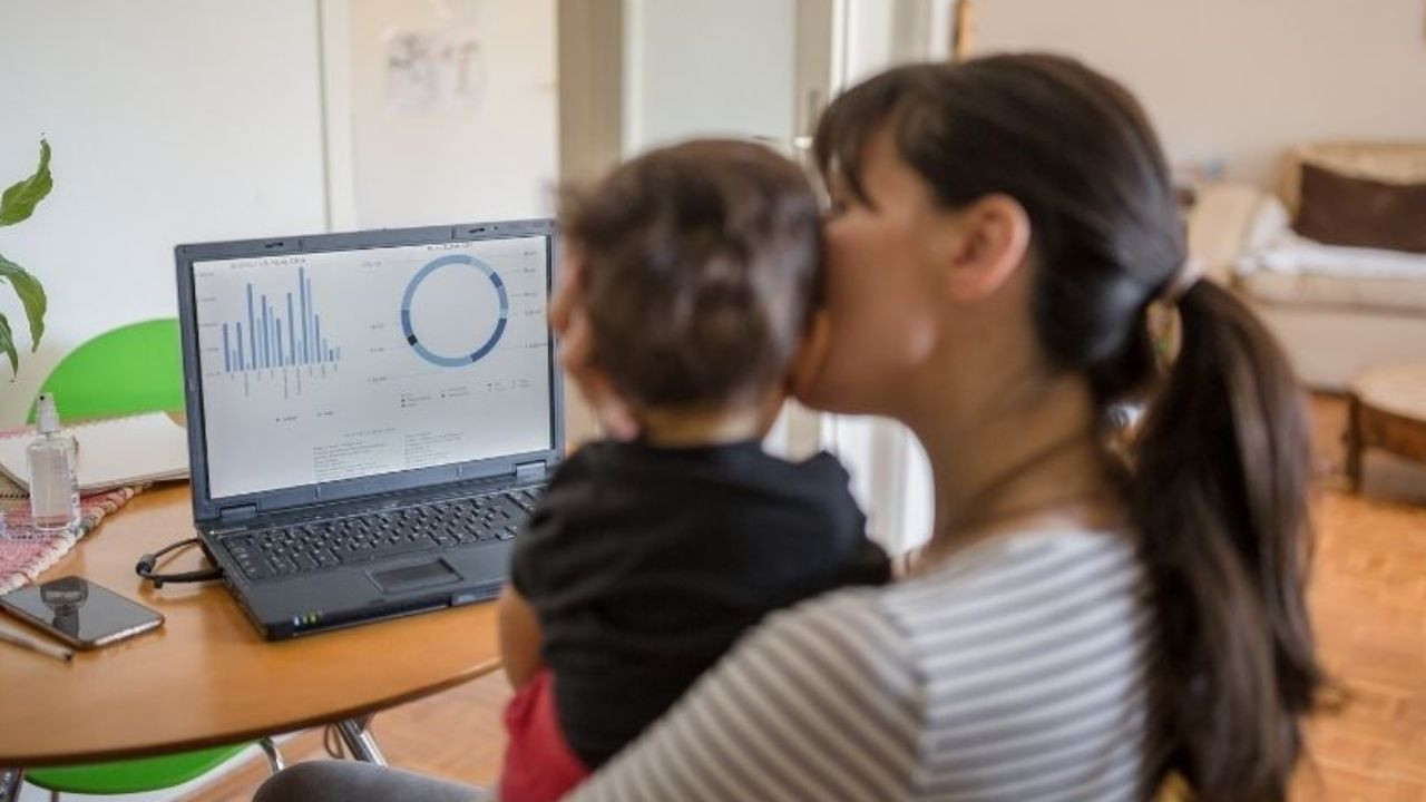 Evlenecek ve çocuk sahibi olacak çalışanlara maddi teşvik geliyor! Net 3 asgari ücret verilecek Evlenecek ve çocuk sahibi olacak çalışanlara maddi teşvik geliyor! Net 3 asgari ücret verilecek