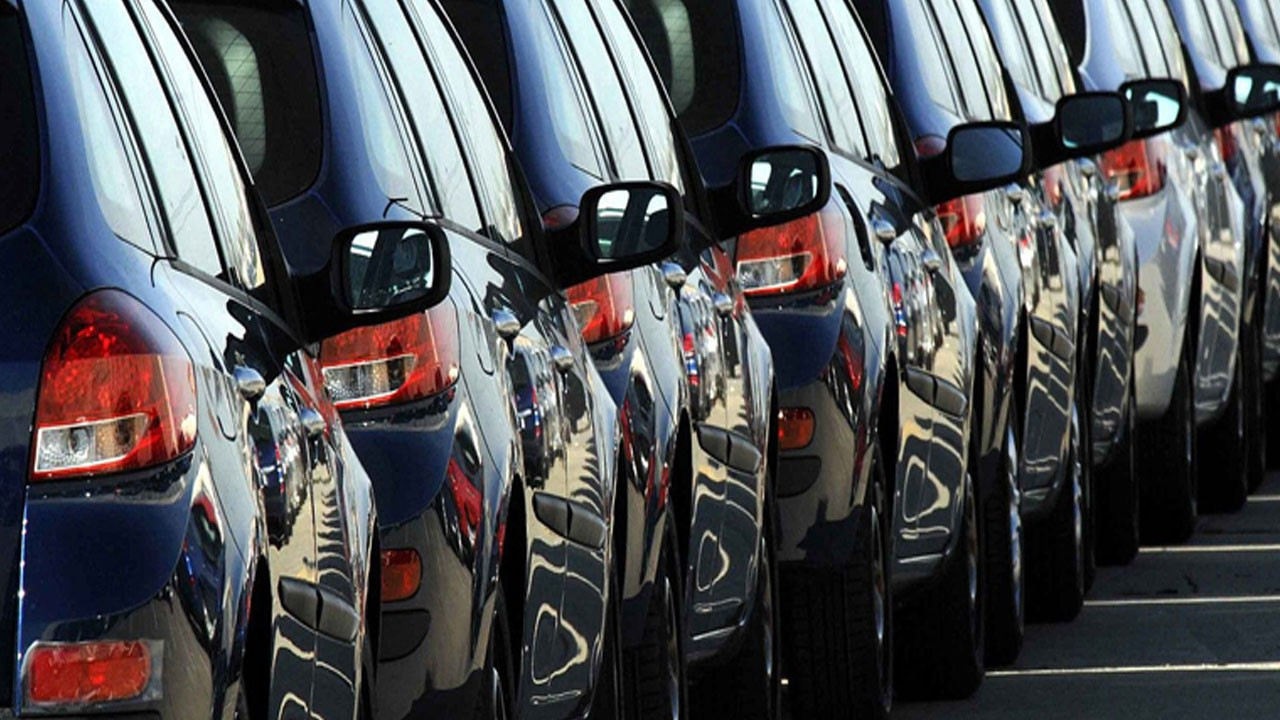 Sıfır araç alacaklar dikkat! Eylül fiyat listeleri güncellendi! Renault, Fiat, Toyota, Hyunda…