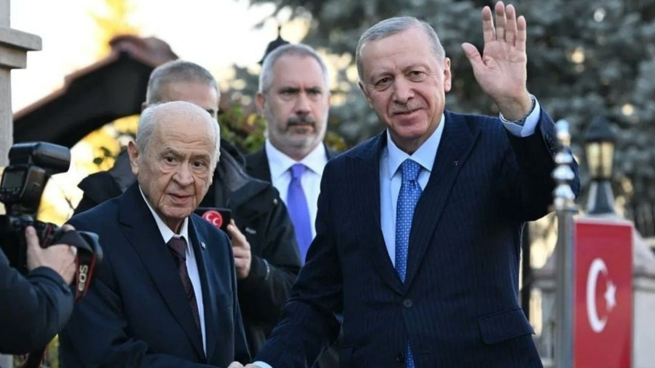 Cumhurbaşkanı Erdoğan, Devlet Bahçeli görüşmesi sona erdi Cumhurbaşkanı Erdoğan, Devlet Bahçeli görüşmesi sona erdi