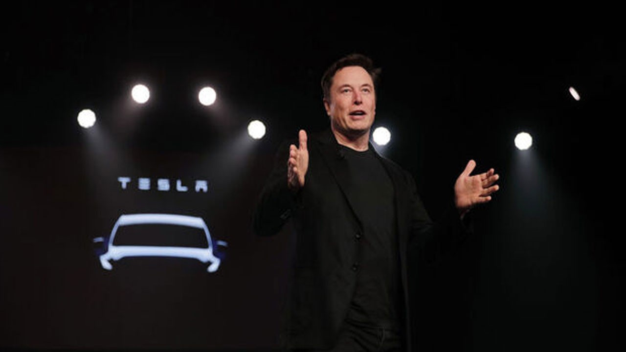 Tesla, Musk’a 1 trilyon dolarlık ödeme paketi teklif etti