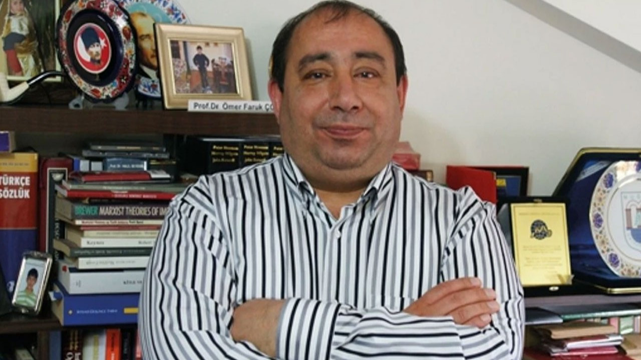 Ekonomi dünyasının acı kaybı! Yazarımız Prof. Dr. Ömer Faruk Çolak’ı kaybettik Ekonomi dünyasının acı kaybı! Yazarımız Prof. Dr. Ömer Faruk Çolak’ı kaybettik
