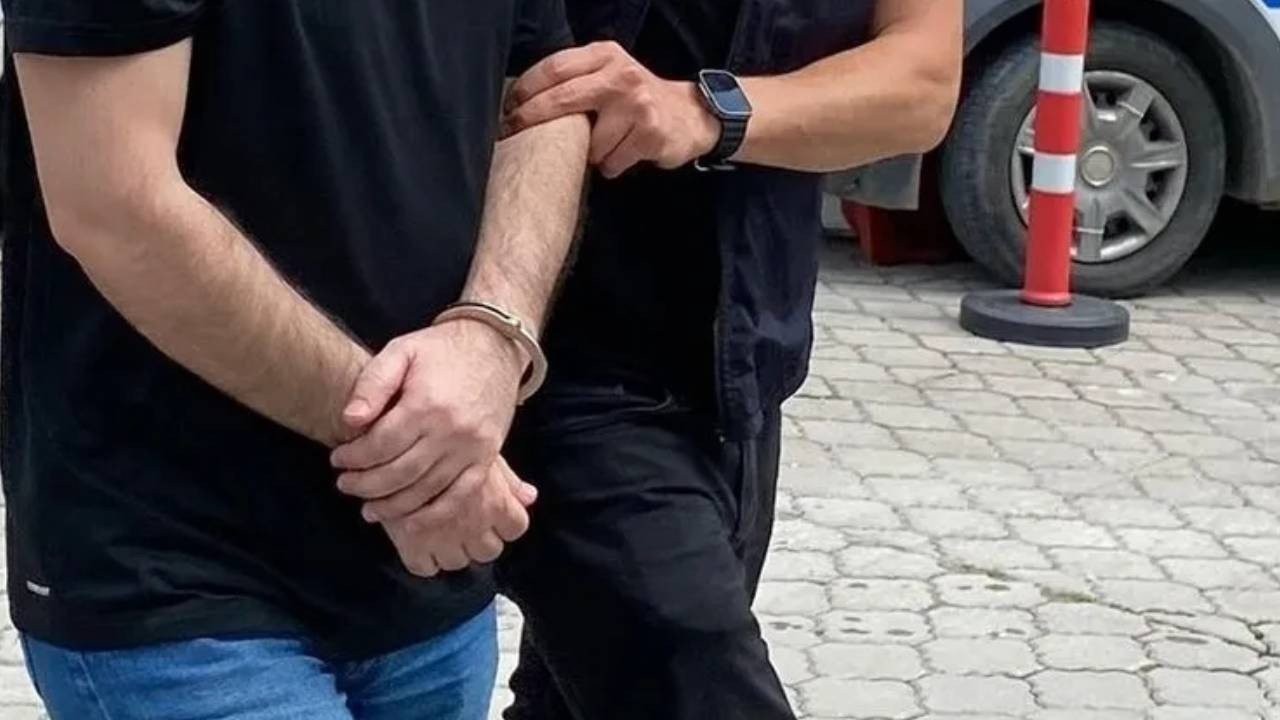 FETÖ’ye yönelik operasyonlarda yakalanan 64 şüpheli tutuklandı