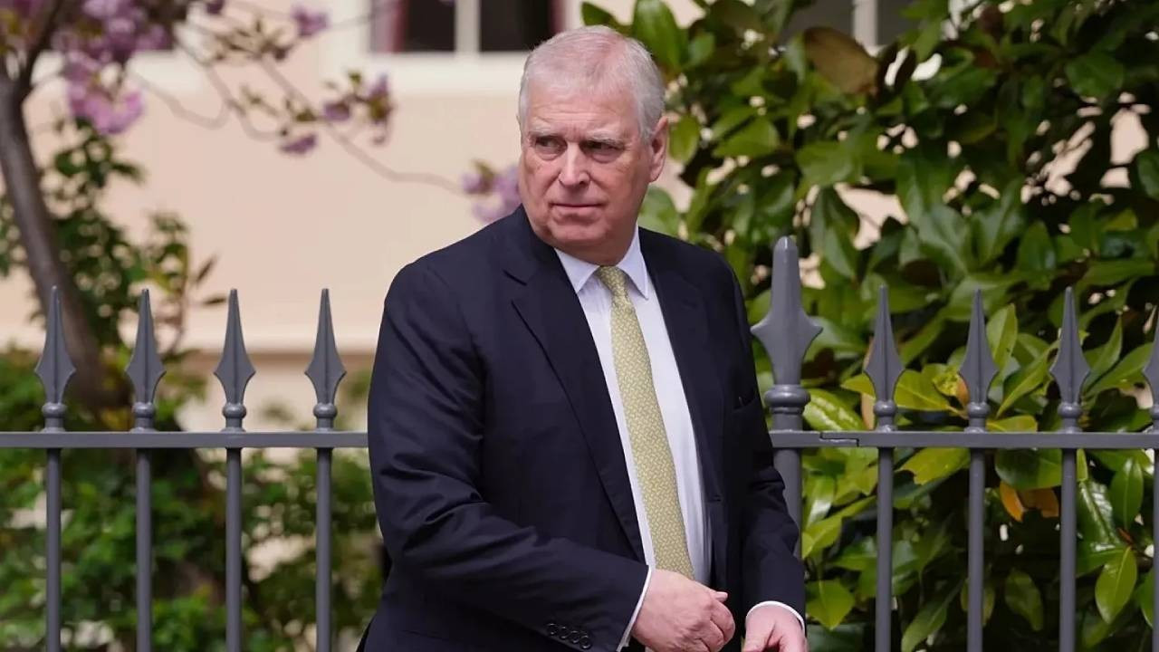 Kraliyet unvanlarını bırakacağını açıklamıştı: Prens Andrew hakkında yeni soruşturma