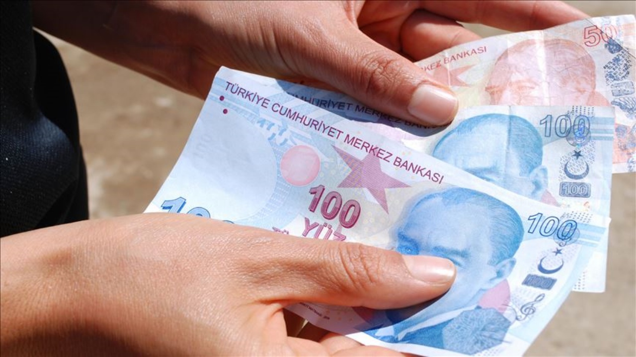 Memurun fazla mesaisine yüzde 29,3 zam Memurun fazla mesaisine yüzde 29,3 zam