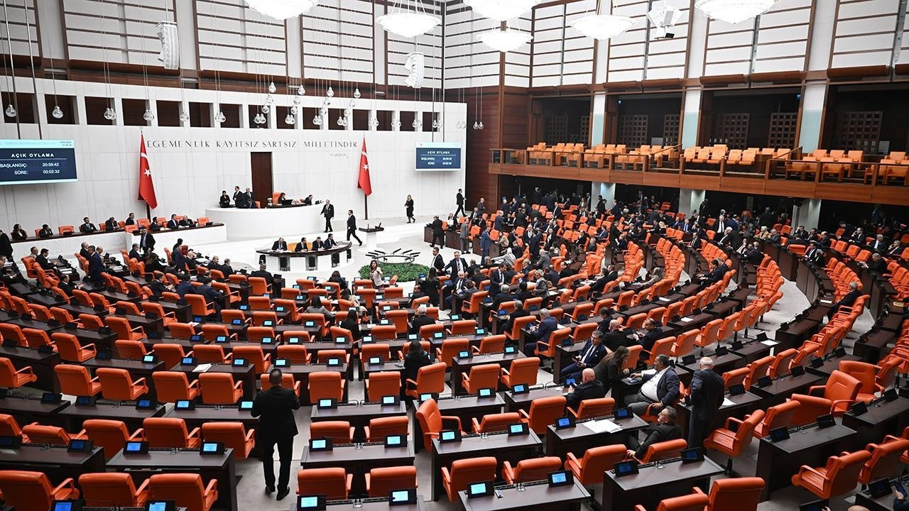 Terörsüz Türkiye sürecinde yasal düzenleme üç aşamalı yürüyecek